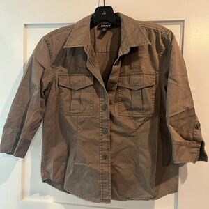 DKNY army green button-up top with 3/4 sleeves Size 6